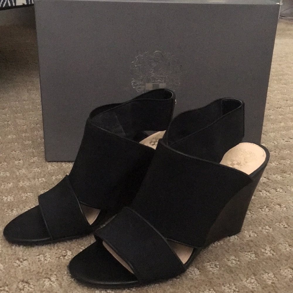 Vince Camuto Black wedge sandals